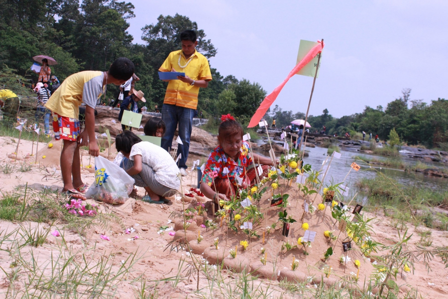 ประเพณีมหาสงกรานต์แก่งจุการ